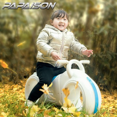 Motorcycle Scooter Bicycle Kids Balance Bikes Scooter in stock Foot Pushed Car Bluetooth with Music and Light